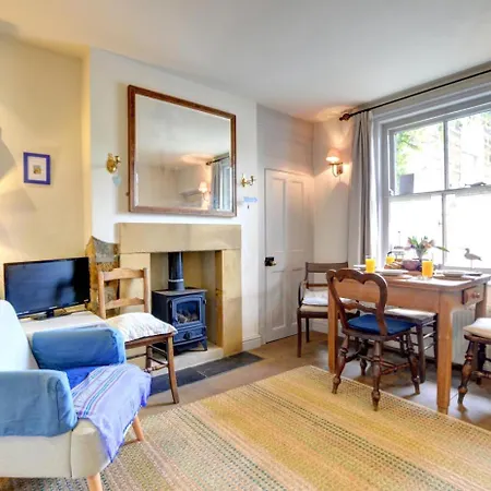 3 Bed In Whitby Oc-r580